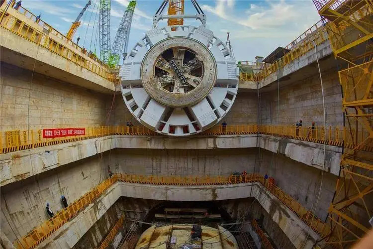 盾構建築超污91视频